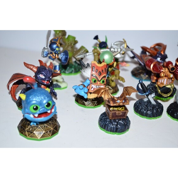 Skylanders Spyro's Adventure Figures Items Huge Lot - Picture 14 of 16